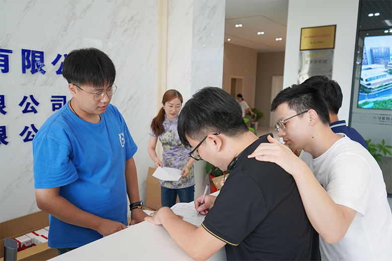 月圓中秋 · 集體慶生 | 溫馨九月，迎佳節(jié)，賀生辰，共團(tuán)圓！